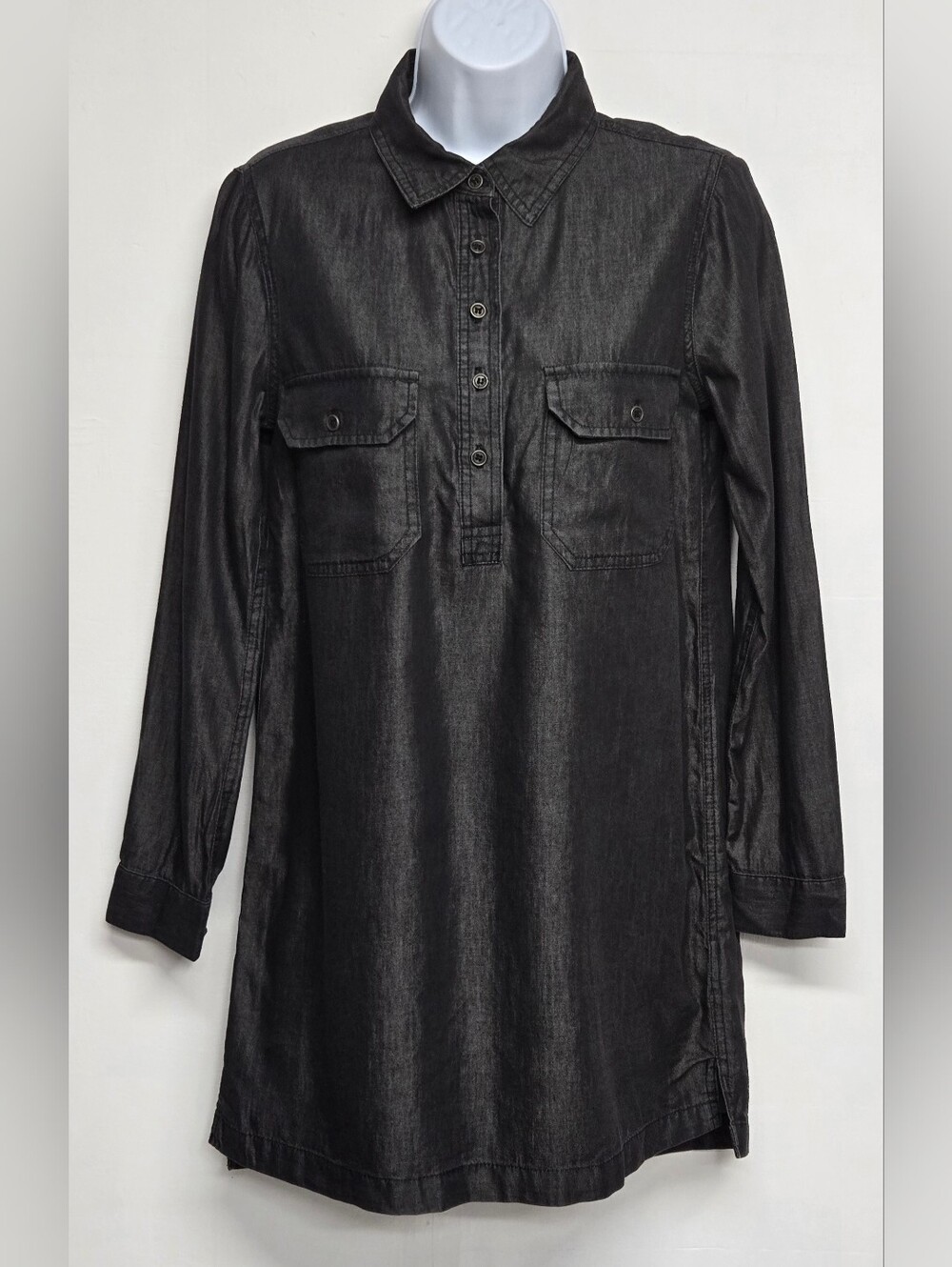 Forever 21 Henley Top Long Length Long Sleeves Black Flap Pockets S